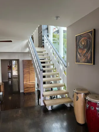 "Cape Cod Beach-House"  Panoramic Ocean View w/Hot Tub-5 min to Beach Отели в г. Лагуна-Бич