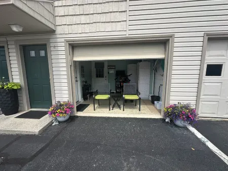 Suite is 100 Yds from the Beach! Private Beach Access.  1 Minute Walk.