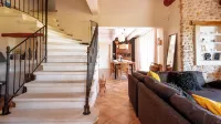 La Maison de Chabrette au Milieu des Vignes Sans vis à vis au Calme Hotels in Visan