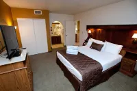 Sedona Solace: Your Oasis of Serenity!