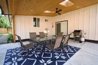 Beautiful Lake View Villa 3 bedroom 2 bathroom.