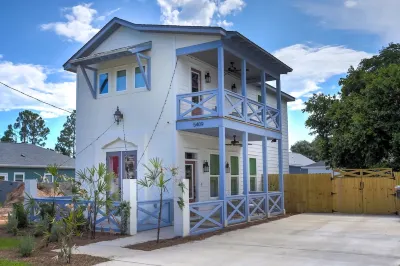 Cozy cottage with a bohemian flare. Pet friendly! Các khách sạn gần Alabama Florida State line on the beach