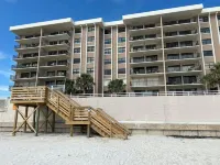 Beachside Sandcastle - Oceanfront, 1st-level Condo in Ponce Inlet Hotels in Ponce Inlet