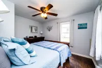 Cozy and Clean.  Perfect for couples and small families!