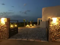 Villa Edori - Garden of the Laurels