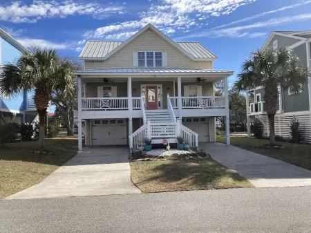 Sunny Side Up - Beautiful OKI beach home on cul-de-sac.  Short walk to beach.
