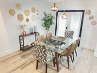 Amazing bohemian house with a pool in a very nice neighborhood Hotels in Sunrise