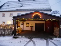 Cozy vacation apartment in the beautiful Ore Mountains in the town of the 7 valleys. Hotels in Pfaffroda