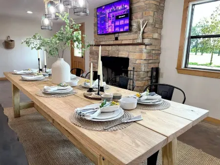 Angel pines Farmhouse