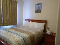 New 3Br/3BA & Loft, Private Hot Tub, Heated Pool, Views, Walk/Bus to River Run Hotels in East Keystone