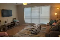 Pensacola House 3br/2ba Eaton Place. Ping Pong Table. Pet-Friendly fenced yard