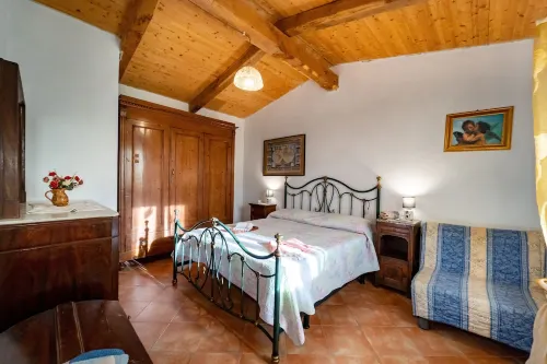 Villa in the green with private pool, garden, wi-fi for families and groups