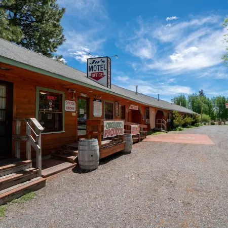 Five Minutes from Crater Lake National Park