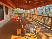 Tree Top Living CottageWe have WATER, POWER and INTERNET