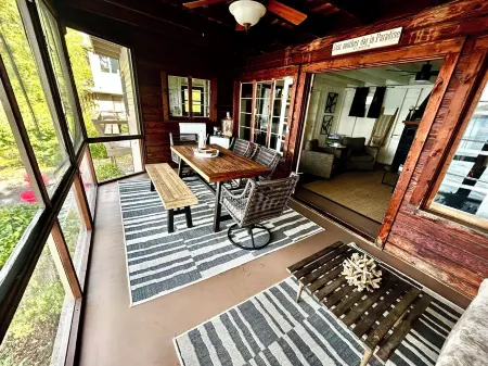 Canandaigua Lake Cabins- Finger Lakes Finest- East Lake Rd CMAC- Pet friendly!