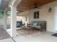 3 Bedroom with private yard, Large Pool, Close to Downtown Fountain Hills
