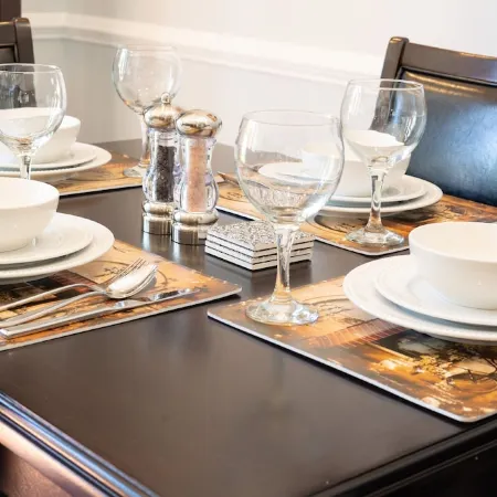 Luxury Chic Minimalist Townhouse Отели в г. Стил Крик