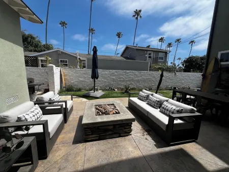 Walk to the Beach, Walk to Restaurants, Pubs and Music Отели рядом с достопримечательностью «City of Oceanside»