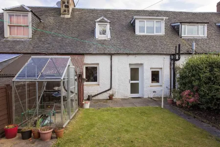 Rose Cottage City Centre -  near the River Ness