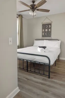 Cute Apt Near Loop - WashU - BJC