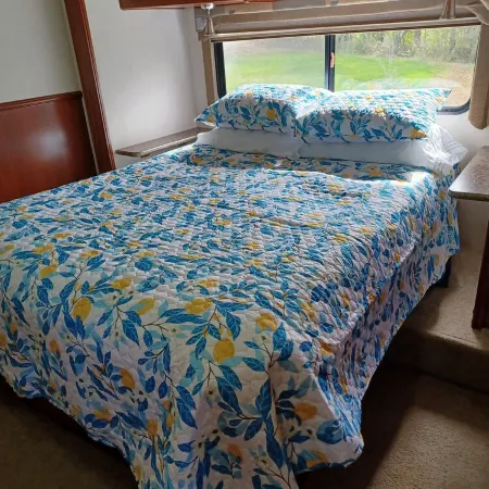 The Farmside Retreat near I-81/26, a quiet country escape to nearby Tri-Cities.