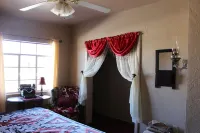 Billy the Kids getaway in heart of Historical Mesilla Plaza, N.M. 梅西亞住宿飯店