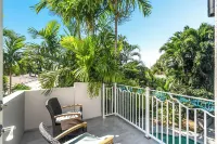 The Ideal Coastal Retreat: Beach/Casino/Marina