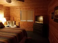 Flathead Lake - Bigfork log cabin with stunning views Apartment