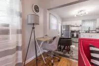 Modern & Cozy Cape | 4 Bedroom House | Central Location