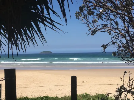 Stunning views with soul Отели в г. Эмералд Бич