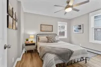 Take In MQT - Convenient Main Apt, Walking Range! Hotels near Father Jacques Marquette Statue