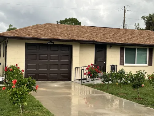 Very Cute Cottage , in Bonita- Queen Bed + 2 Rollaway Beds. Near the Beach!