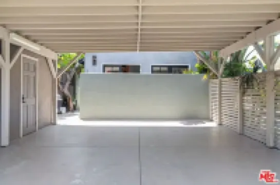 Pool House Oasis Close to Venice and Marina