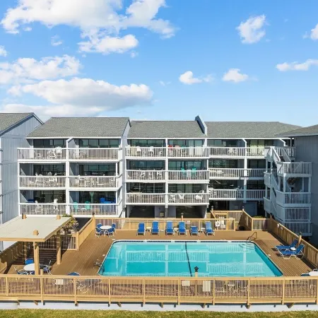 Top Floor Carolina Beach Condo ☀ Private Beach Access ☀ Oceanfront Pool
