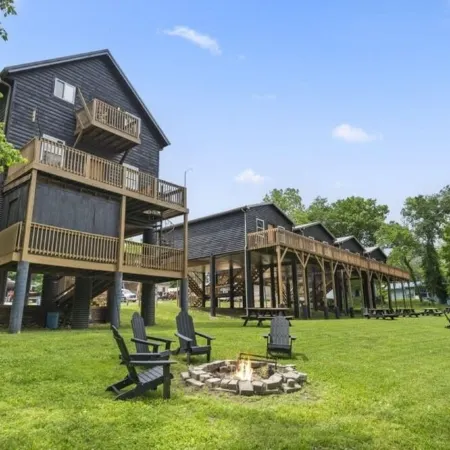 See the Sunrise, Riverfront Cabin #4 on James River, #4 of 5 Cabins