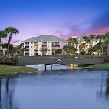 Beachside Modern Wellness Condo @ Jupiter Bay Resort, 2 Bed / 2.5 Bath, Tennis