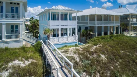 Direct Gulf Front + Private Walk Down Sleeps 12