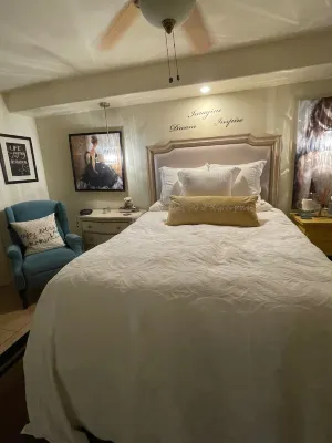 3miles away from the polo grounds perfect for the Festivales Hotel dekat Desert International Horse Park