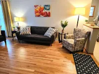 3B Spacious Home+ Free Parking Near Chicago O'Hare