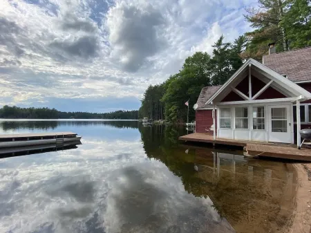 Lost Lake Cottage