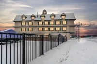 Convenient Condo On South Haven Black River