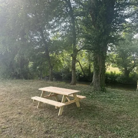 River Road Hideout  PRIVATE RIVER ACCESS! Pet friendly