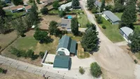 Welcome to BarnRoots a Cozy Family sized house, bring your friends