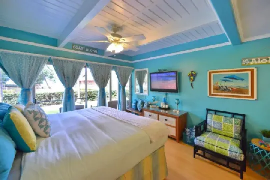 Tracy's Tropical Treasures earned "Best in Kihei" four times and 1 in Maui”