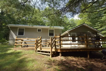 River Front Vacation Rental Property On The Clarion River in Clarington, Pa