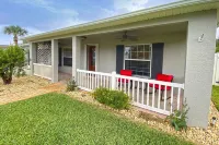 Newly Furnished, Solar Heated Pool, Game Room, 10 Mins from Beach