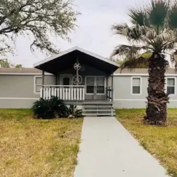 Natalia TX. Family Getaway!!