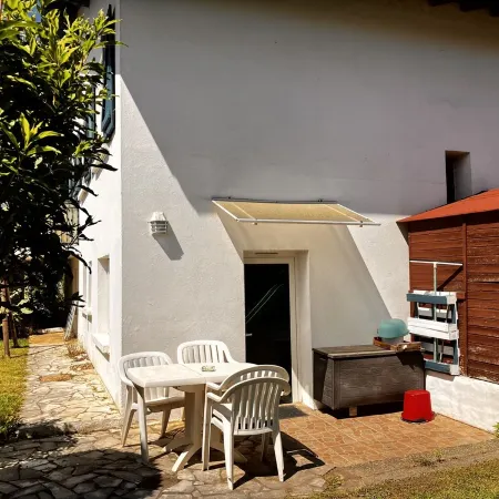 Apartment on the ground floor - 2 bedrooms - in villa on Anglet (BASQUE coast)