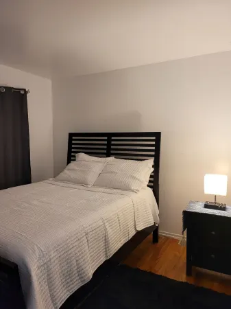 PureHeart House, Spacious, Peaceful 3bdr House in Yonkers Отели рядом с достопримечательностью «Антермайер Гарденс Консерванси»