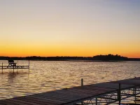 Perfect family get-away with lake front property & sandy shores on White Lake